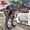 Costume realistico a grandezza naturale di Dino, costume del dinosauro di Carnotaurus per l'esecuzione