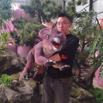 comprare Spettacolo di piccole mani di dinosauro pupazzo di protoceratops online manufacture